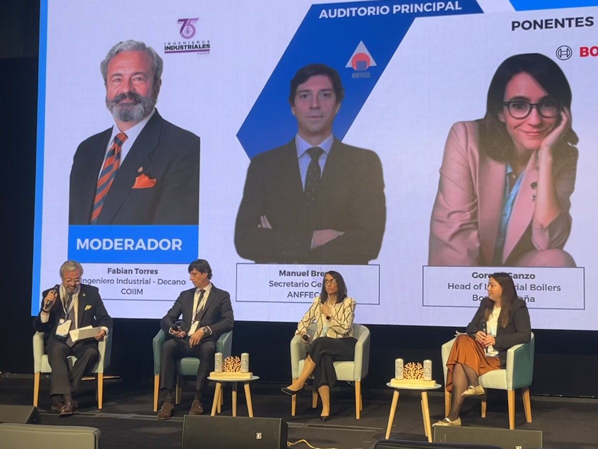 Manuel Breva, secretario general de ANFFECC, ha participado en el foro #WhyH2 en Madrid, aportando la visión del sector ante el reto del hidrógeno como vector energético. Presentó el proyecto #H2Frit, que evalúa el uso de H2 en la producción de fritas para reducir emisiones.