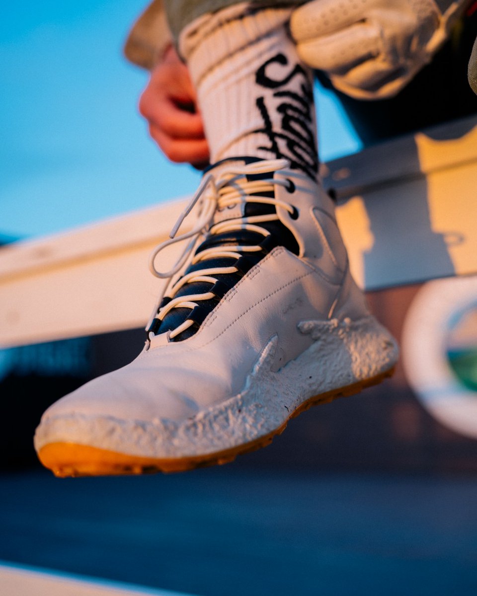 ECCO GOLF (@eccogolf) on Twitter photo Crafted for the wild. Made for the course.
The new ECCO GOLF x <a href="/randomgolfclub/">Random Golf Club</a> BIOM H5 collab is available now!
Take a closer look: bit.ly/43j3fcE 👀 Crafted for the wild. Made for the course.
The new ECCO GOLF x <a href="/randomgolfclub/">Random Golf Club</a> BIOM H5 collab is available now!
Take a closer look: bit.ly/43j3fcE 👀