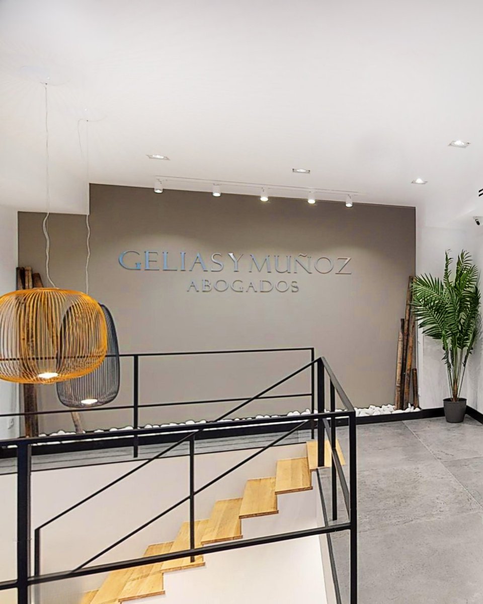 ¿Buscas asesoramiento legal en Madrid? En G. Elías y Muñoz Abogados ofrecemos soluciones en Derecho Laboral, Civil, Familia, Penal y Mercantil. 

Más de 25 años de experiencia nos respaldan. ⚖️

Consulta online disponible. 🔗 eliasymunozabogados.com
