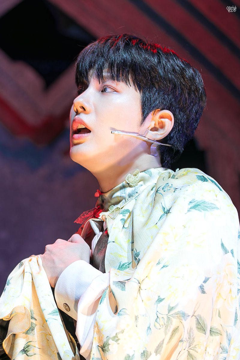 옅은향 tweet media