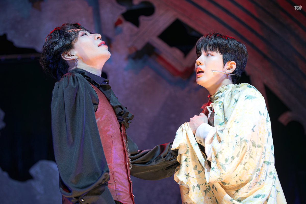 옅은향 tweet media