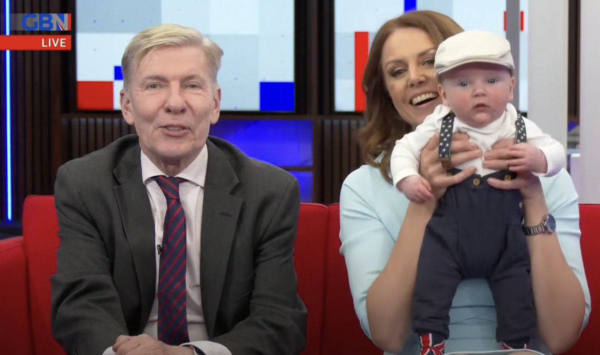 Baby Wilf klaxon! So so cute <a href="/OliviaUtley/">Olivia Utley</a>