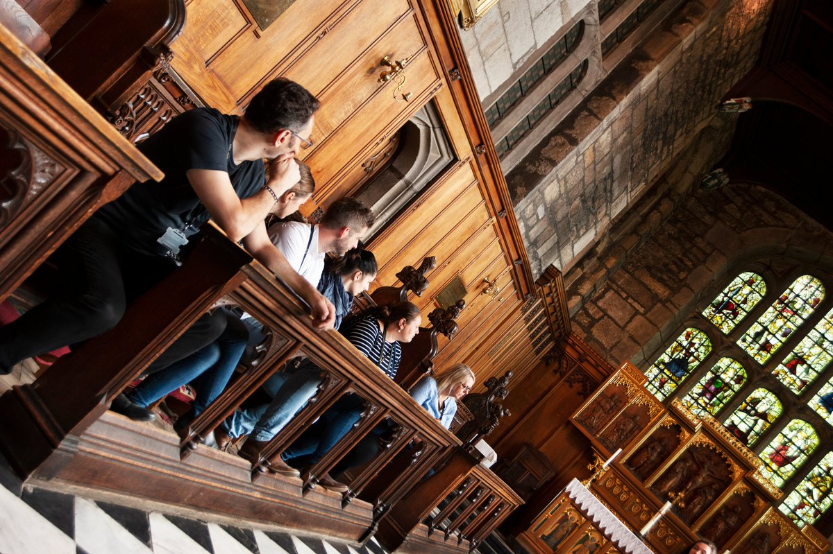🏰 Visit a castle that’s still lived in today! Durham Castle’s guided group tours reveal 900 years of history: thisisdurham.com/discover-durha… #discoverdurham #durhamcastle