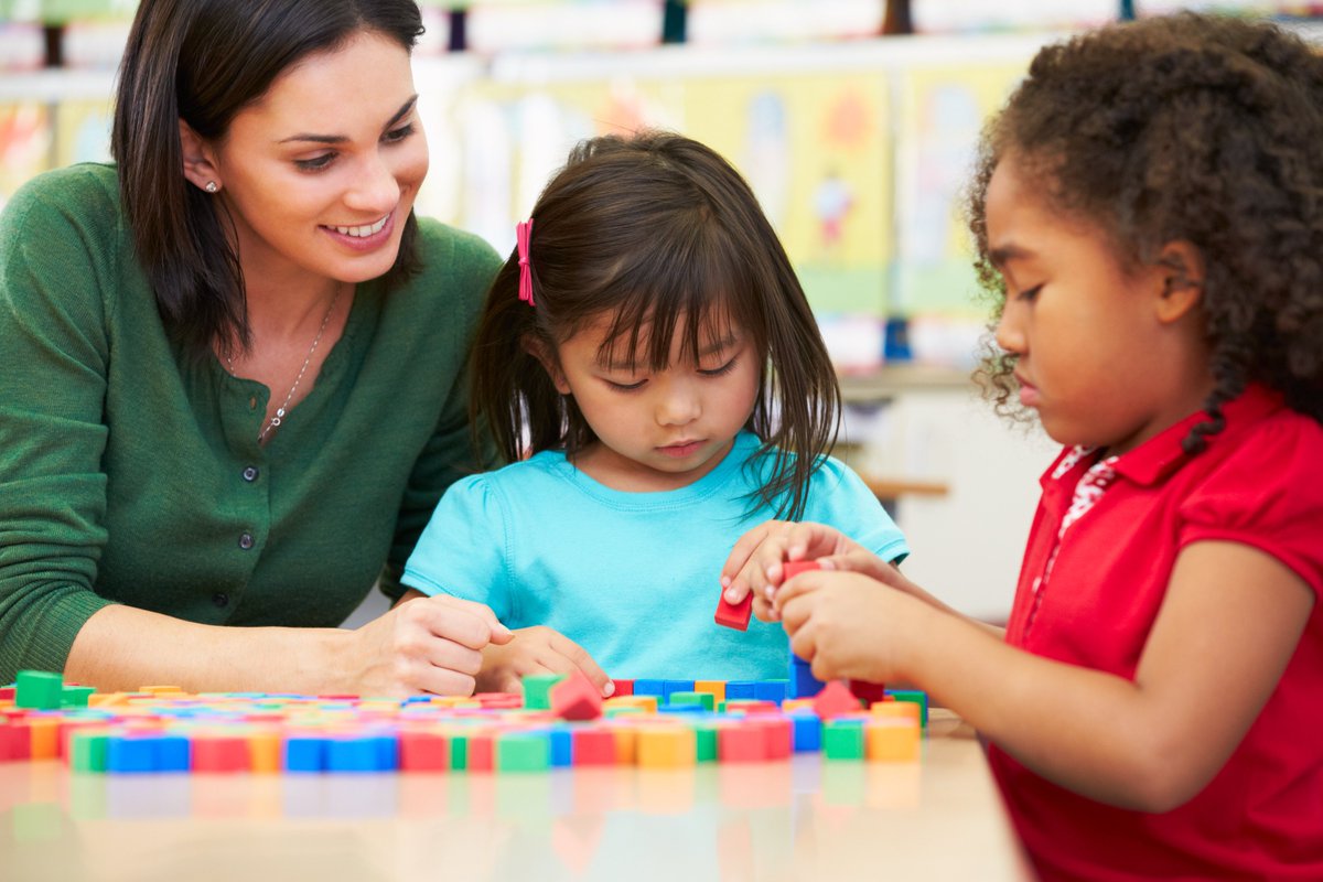 🧮 In a previous trial, <a href="/NDNAtalk/">NDNA</a>'s  Maths Champions was found to boost young children’s mathematical development and improve staff confidence in their maths teaching. 

Find out how you could get involved: tinyurl.com/488h2ade

2/2