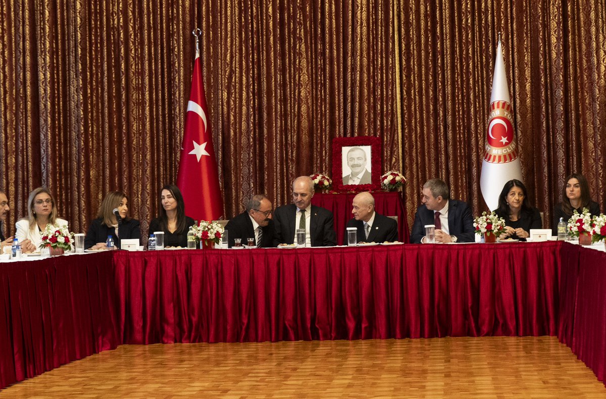MHP TBMM Grubu #MHP (@mhptbmmgrubu) on Twitter photo Genel Başkanımız Sayın Devlet BAHÇELİ <a href="/dbdevletbahceli/">Devlet Bahçeli</a>, vefat eden TBMM Başkanvekili Sırrı Süreyya Önder için TBMM’de düzenlenen taziye törenine katıldı Genel Başkanımız Sayın Devlet BAHÇELİ <a href="/dbdevletbahceli/">Devlet Bahçeli</a>, vefat eden TBMM Başkanvekili Sırrı Süreyya Önder için TBMM’de düzenlenen taziye törenine katıldı