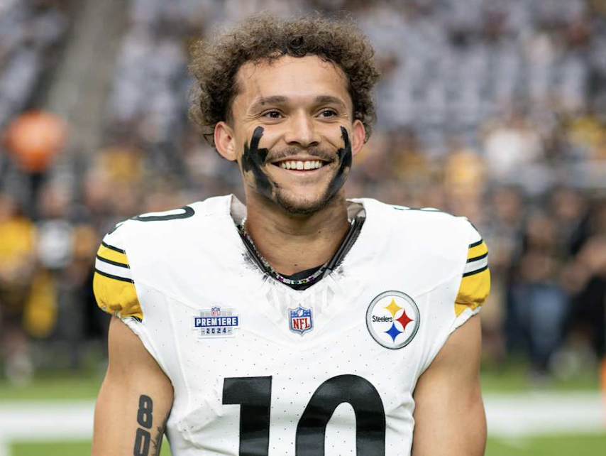 Dov Kleiman (@nfl_dovkleiman) on Twitter photo Confidence: The Steelers are counting on a big “year 2 jump” from 5′10" WR Roman Wilson, per <a href="/JFowlerESPN/">Jeremy Fowler</a>
“This offseason, he looks like a different player than from his injury-riddled rookie campaign.”
Wilson is ready to prove all the haters wrong 😤 Confidence: The Steelers are counting on a big “year 2 jump” from 5′10" WR Roman Wilson, per <a href="/JFowlerESPN/">Jeremy Fowler</a>
“This offseason, he looks like a different player than from his injury-riddled rookie campaign.”
Wilson is ready to prove all the haters wrong 😤