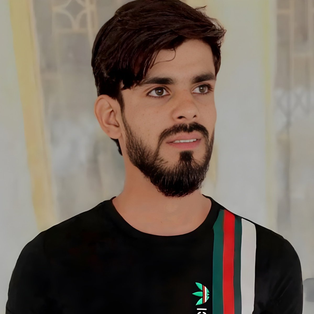 Ghaffarmhsr786's tweet photo. #NewProfilePic https://t.co/SEndVlFOHf
