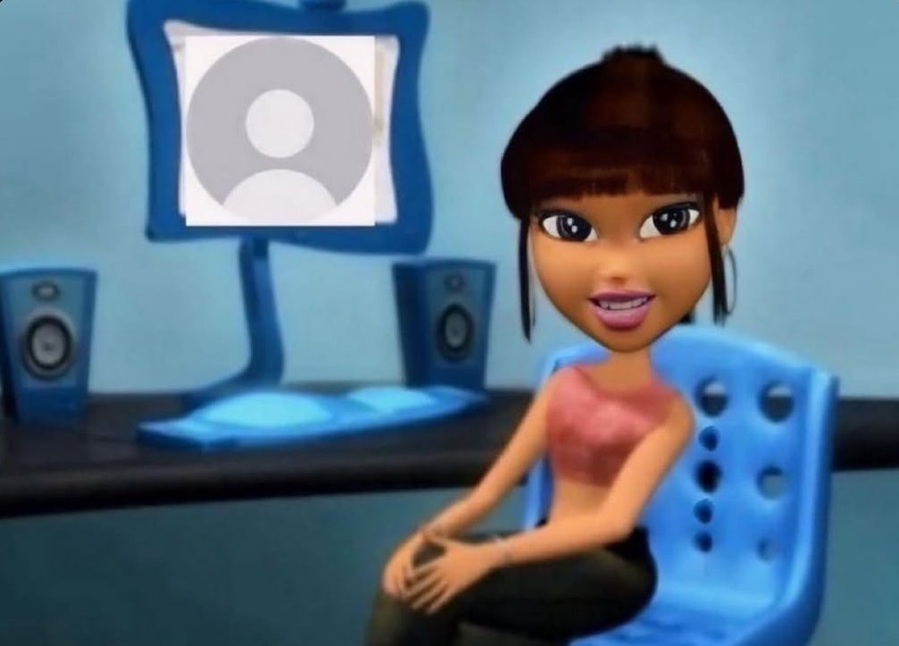 yo eliminando mi foto de perfil después de que algo traumatizante me pasara