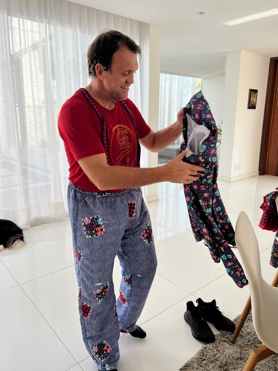 Petkovic10's tweet image. Não que eu seja ansioso, mas fiquei sabendo que se a Páscoa já passou…. 🤷🏼♂️🤪
#festajunina #petkovic #resenha
