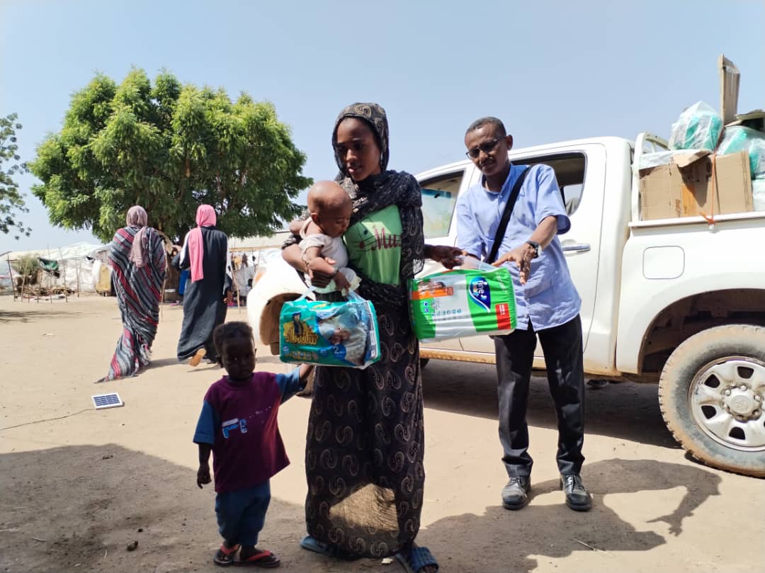 Muslim Aid UK (@muslim_aid) on Twitter photo πΈπ© Sudanβs conflict has pushed families to the edge.
Food is scarce. Hospitals are overwhelmed.
You can be their lifeline. π
π muslimaid.org/appeals/sudan-β¦
#SudanEmergency #MuslimAid #ActNow #ServeHumanity #Sudan πΈπ© Sudanβs conflict has pushed families to the edge.
Food is scarce. Hospitals are overwhelmed.
You can be their lifeline. π
π muslimaid.org/appeals/sudan-β¦
#SudanEmergency #MuslimAid #ActNow #ServeHumanity #Sudan