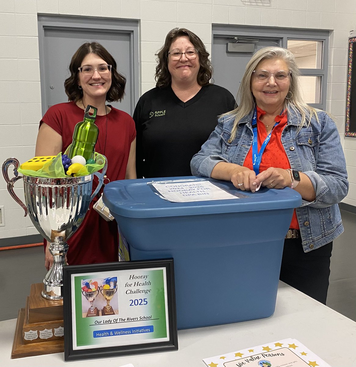 Congrats to Our Lady of the River School on winning “The Healthy Cup! Love the Deckered Out Nutritional Cart! <a href="/FMCSD/">FMCSD</a> <a href="/APPLESchools/">APPLE Schools</a> 
#healthyschools 
#studentleadership