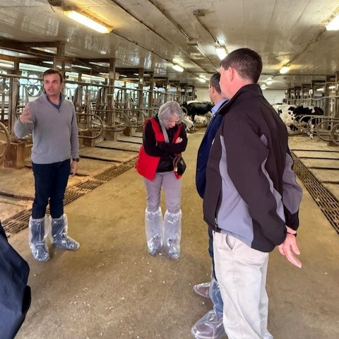 OhioStateFOD's tweet image. FDC's Associate Vice President @kristinpoldema1 and A&P Senior Vice President @ckabourek were on site visit yesterday at CFAES Wooster.