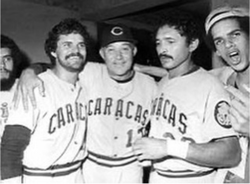 leones_cbbc's tweet image. 83 años…𝑼𝒏𝒂 𝒉𝒊𝒔𝒕𝒐𝒓𝒊𝒂 𝑰𝑵𝑻𝑬𝑹𝑴𝑰𝑵𝑨𝑩𝑳𝑬🦁

Hoy sumamos una nueva página a nuestro libro, ese que está escrito con tinta indeleble y llena de grandes hazañas, momentos únicos y leyendas. 🏆

Ser Caraquista es más que una camisa, que un logo, es un amor…