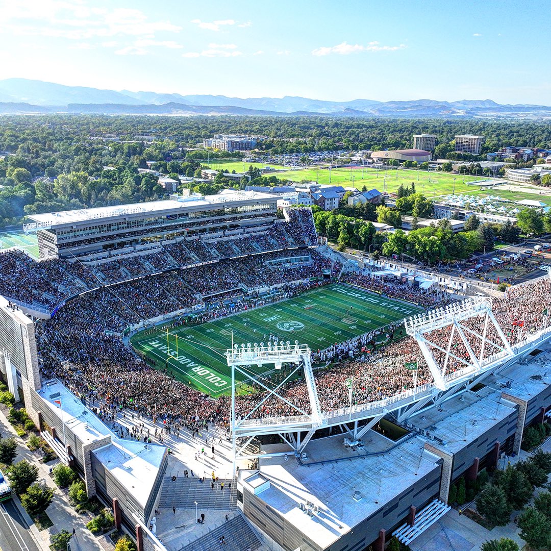 SemajDozier's tweet image. #Blessed Super Grateful To Receive A Scholarship Offer From Colorado State University! @CSUFootball #RamGrit🐏

@CoachChiVille @GoGreyhoundFB
@CoachJayNorvell @CoachMadison5 
@MohrRecruiting @RivalsRichie 
@DemetricDWarren @adamgorney 
@RivalsFriedman @ACPressMcGarry