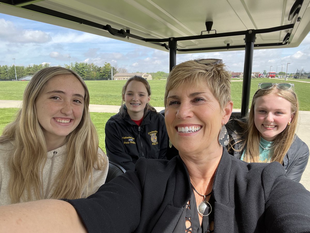 Dr. Kimberly Halley (@halleykimberly) on Twitter photo Recording the next ‘Around Here’ vlog-cast with our FFA leaders! I got to learn more about their Chick to Plate project with little chickens 🐓 <a href="/CHSTigerPride/">Circleville HS</a> Recording the next ‘Around Here’ vlog-cast with our FFA leaders! I got to learn more about their Chick to Plate project with little chickens 🐓 <a href="/CHSTigerPride/">Circleville HS</a>