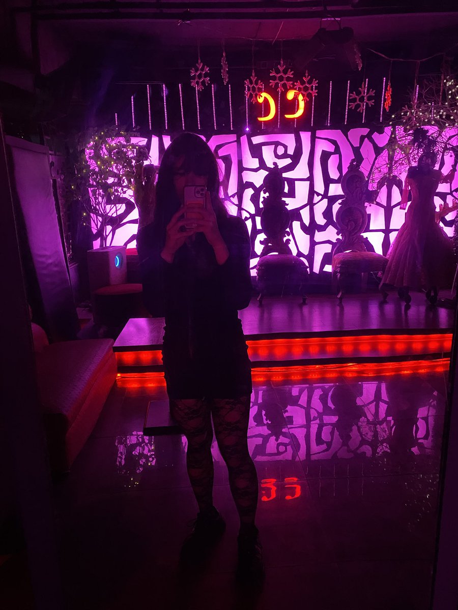 레드페퍼 갔다옴! 첫 시디바였는데 완전재밌어여 
여목연습 많이해야겠다…