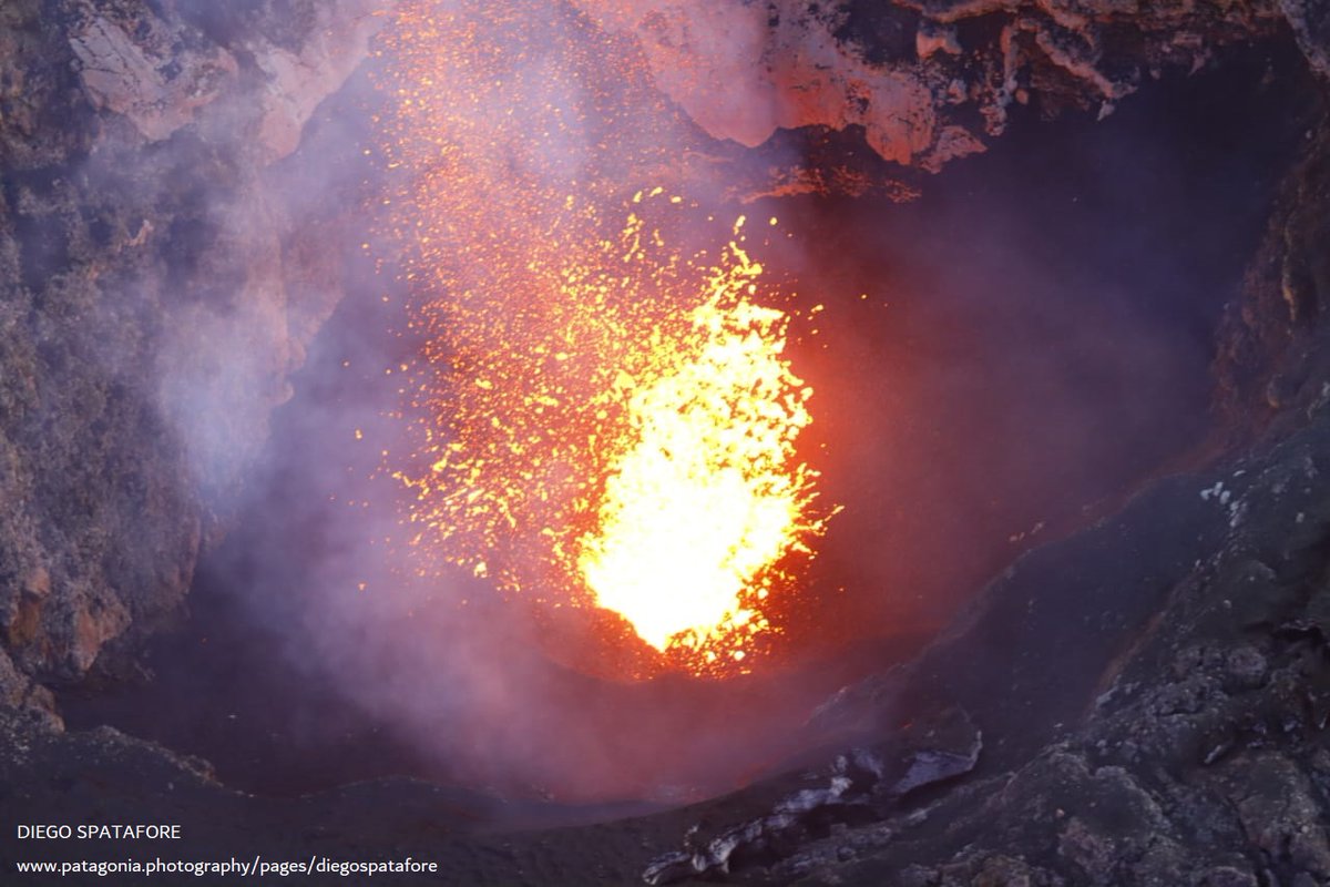 Jorge Eduardo Romero Moyano (@jeromerovolcan) on Twitter photo 1⃣Today our #paper of #Villarrica #volcano #Chile came out in Bulletin of Volcanology. It tells a story of synergic collaborations between scientists and the local community to understand its 2021-2023 activity.
📷<a href="/diegospatafore/">Diego</a>
⬇️doi.org/10.1007/s00445…
<a href="/ici_uoh/">Instituto de Ciencias de la Ingeniería ICI-UOH</a> 1⃣Today our #paper of #Villarrica #volcano #Chile came out in Bulletin of Volcanology. It tells a story of synergic collaborations between scientists and the local community to understand its 2021-2023 activity.
📷<a href="/diegospatafore/">Diego</a>
⬇️doi.org/10.1007/s00445…
<a href="/ici_uoh/">Instituto de Ciencias de la Ingeniería ICI-UOH</a>