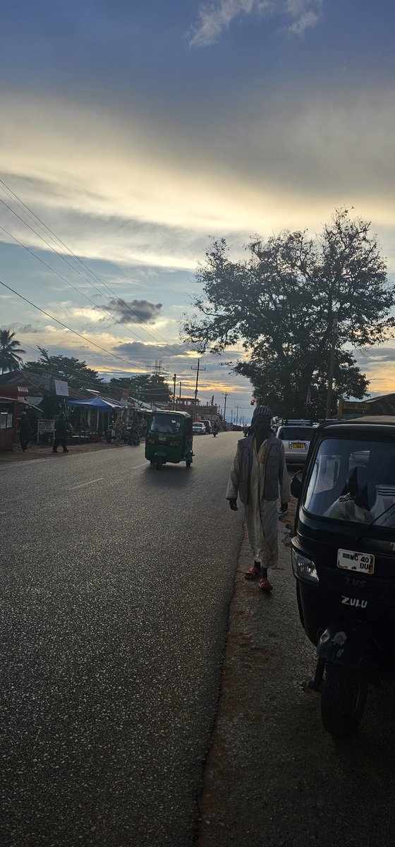 bado kweupe apa kigoma