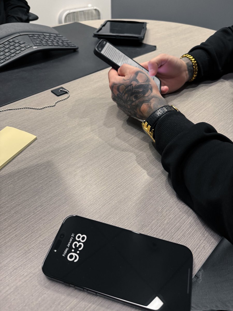 Devil on my shoulders