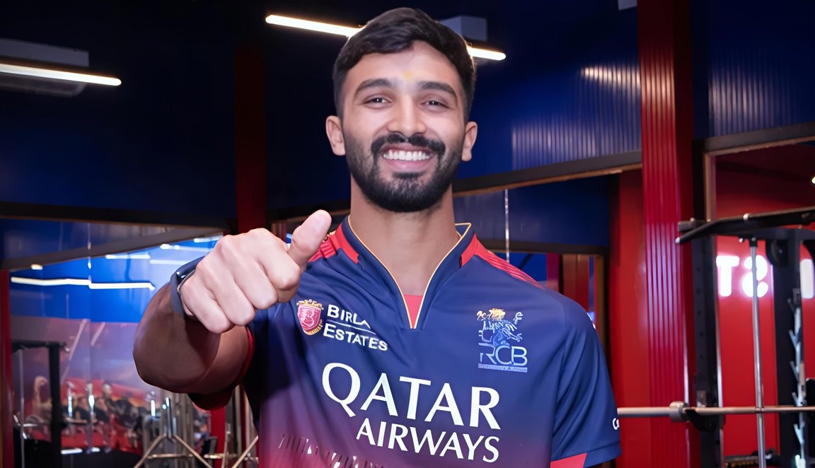 🚨 DEVDUTT PADIKKAL RULED OUT OF IPL 2025. 🚨

- Mayank Agarwal has replaced him RCB squad.