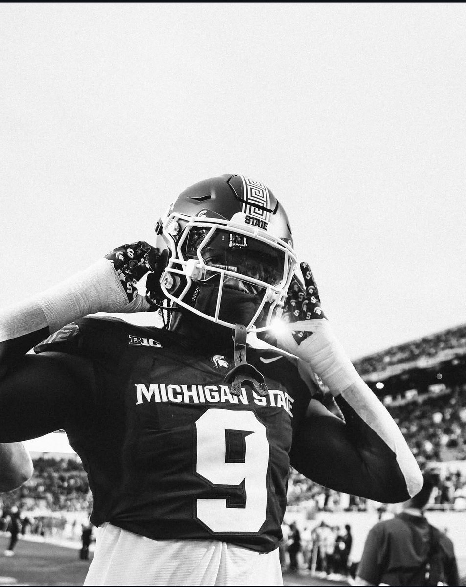 Tahj “TJ” Gray (@tahjg17) on Twitter photo Blessed to receive an Offer from Michigan State University!!! 🟢⚪️
#AGTG 🙏🏾
<a href="/MSU_Football/">Michigan State Football</a> <a href="/JoeS_Rossi/">Joe Rossi</a> <a href="/SWiltfong_/">Steve Wiltfong</a> <a href="/samspiegs/">Sam Spiegelman</a> <a href="/ChadSimmons_/">ChadSimmons</a> <a href="/BrianDohn247/">BrianDohn247</a> <a href="/TomLoy247/">Tom Loy</a> <a href="/RivalsFriedman/">Adam Friedman</a> <a href="/adamgorney/">Adam Gorney</a> <a href="/On3Recruits/">On3 Recruits</a> <a href="/MylesOlufemi/">O_Dayo</a> <a href="/SJRCoachAug/">Augie Hoffmann</a> <a href="/njgridiron_/">NJ Gridiron</a> Blessed to receive an Offer from Michigan State University!!! 🟢⚪️
#AGTG 🙏🏾
<a href="/MSU_Football/">Michigan State Football</a> <a href="/JoeS_Rossi/">Joe Rossi</a> <a href="/SWiltfong_/">Steve Wiltfong</a> <a href="/samspiegs/">Sam Spiegelman</a> <a href="/ChadSimmons_/">ChadSimmons</a> <a href="/BrianDohn247/">BrianDohn247</a> <a href="/TomLoy247/">Tom Loy</a> <a href="/RivalsFriedman/">Adam Friedman</a> <a href="/adamgorney/">Adam Gorney</a> <a href="/On3Recruits/">On3 Recruits</a> <a href="/MylesOlufemi/">O_Dayo</a> <a href="/SJRCoachAug/">Augie Hoffmann</a> <a href="/njgridiron_/">NJ Gridiron</a>