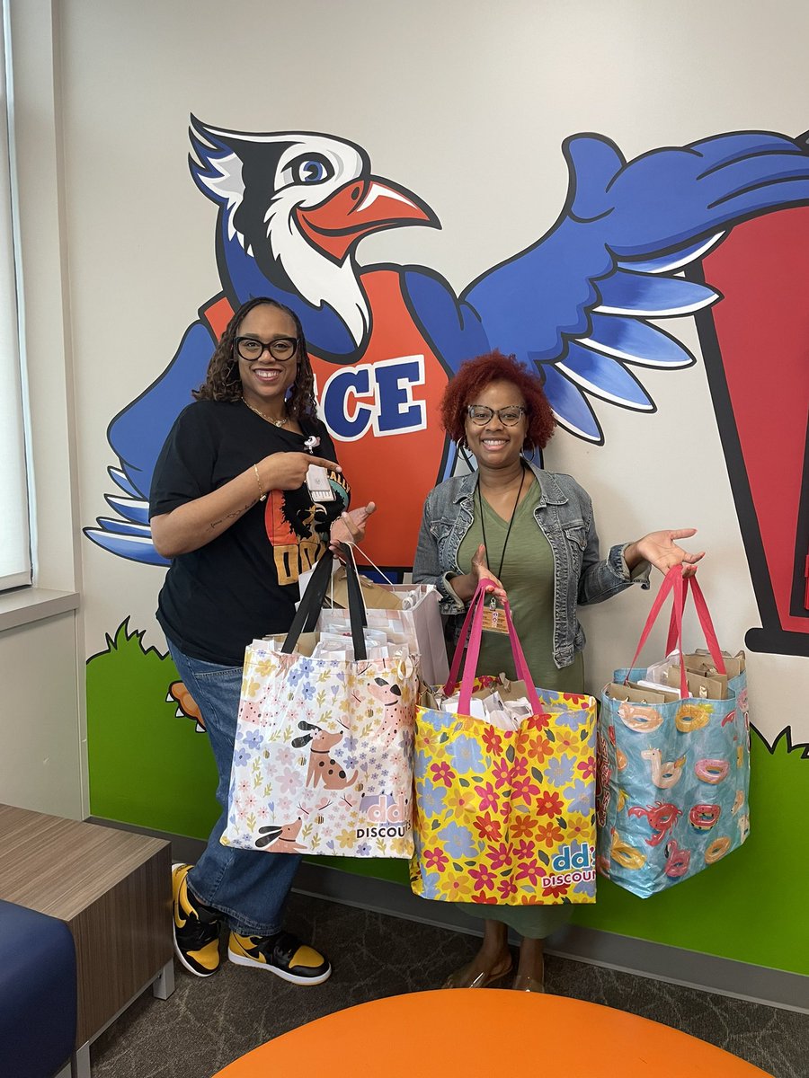 TrinaB2021 (@trinab2021) on Twitter photo A special thank you Matchmakers Real Estate Group for dropping off treats to our ACEmates for Teachers Appreciation. We love our community partners. <a href="/HumbleISD_ACE/">Autumn Creek Elementary</a> <a href="/HumbleISD/">Humble ISD</a> <a href="/MHodges_ACE/">Marshawndria Hodges</a> <a href="/LisaNewcomb_ace/">Lisa Newcomb</a> Thanks a bunch. A special thank you Matchmakers Real Estate Group for dropping off treats to our ACEmates for Teachers Appreciation. We love our community partners. <a href="/HumbleISD_ACE/">Autumn Creek Elementary</a> <a href="/HumbleISD/">Humble ISD</a> <a href="/MHodges_ACE/">Marshawndria Hodges</a> <a href="/LisaNewcomb_ace/">Lisa Newcomb</a> Thanks a bunch.