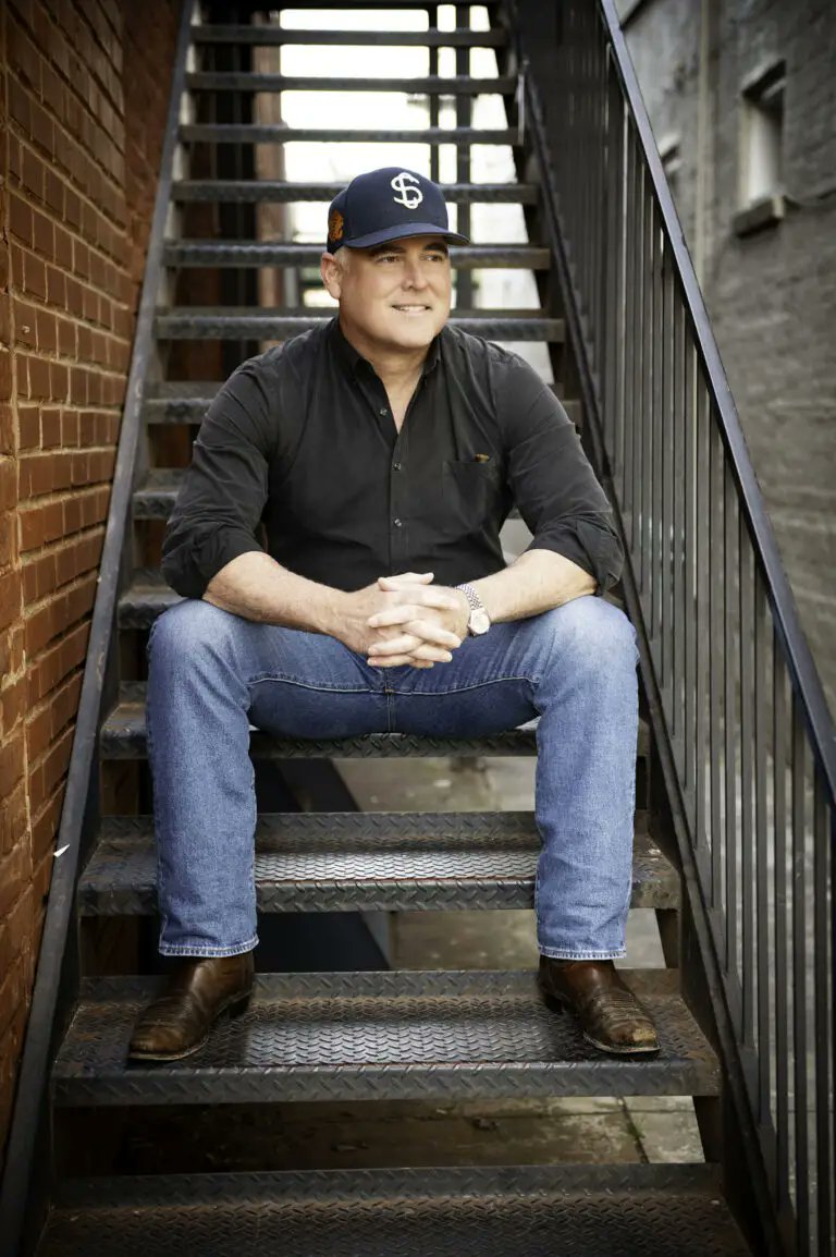 Andy Burcham (@aburcham04) on Twitter photo From the gridiron to the literary world. That's the path for <a href="/aceatkins/">Ace Atkins</a>. The <a href="/AuburnFootball/">Auburn Football</a> defensive end is now a prolific novelist. A former crime reporter in Tampa, Ace is the subject of the Talking Tigers Podcast with <a href="/aburcham04/">Andy Burcham</a>, Monday morning.
Photo: Bill Dabney From the gridiron to the literary world. That's the path for <a href="/aceatkins/">Ace Atkins</a>. The <a href="/AuburnFootball/">Auburn Football</a> defensive end is now a prolific novelist. A former crime reporter in Tampa, Ace is the subject of the Talking Tigers Podcast with <a href="/aburcham04/">Andy Burcham</a>, Monday morning.
Photo: Bill Dabney