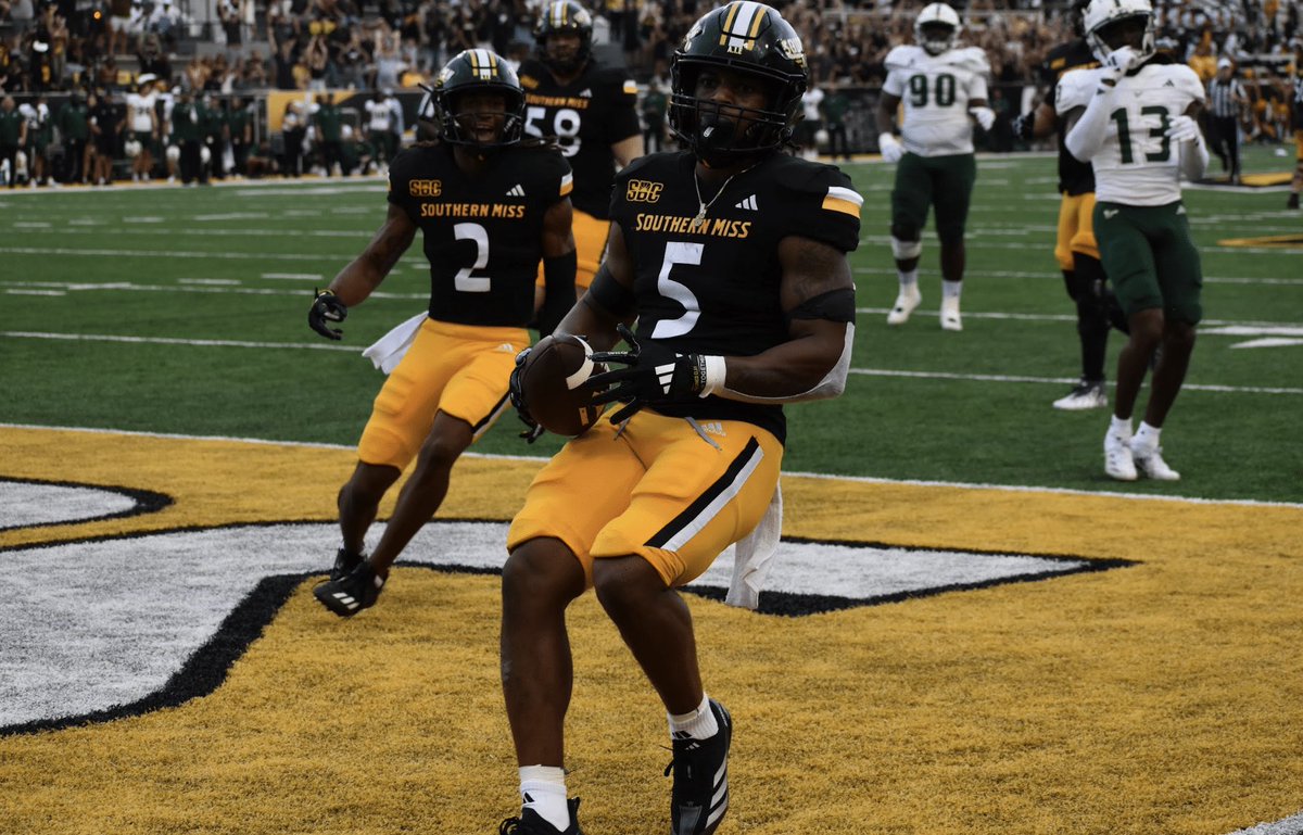 Shaun Arntz (@shaunarntz) on Twitter photo Thank you to Coach <a href="/Calhoun__23/">Taveze Calhoun</a> from <a href="/USMFBRecruiting/">Southern Miss FB Recruiting</a> for coming to the Port #TREAD today to recruit some Bulldogs! Great things happening at USM! #SMTTT Thank you to Coach <a href="/Calhoun__23/">Taveze Calhoun</a> from <a href="/USMFBRecruiting/">Southern Miss FB Recruiting</a> for coming to the Port #TREAD today to recruit some Bulldogs! Great things happening at USM! #SMTTT