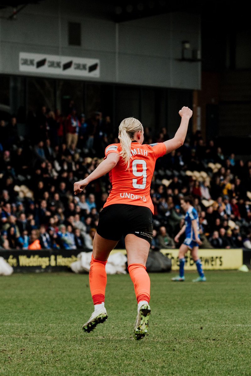 Libby Smith tweet media