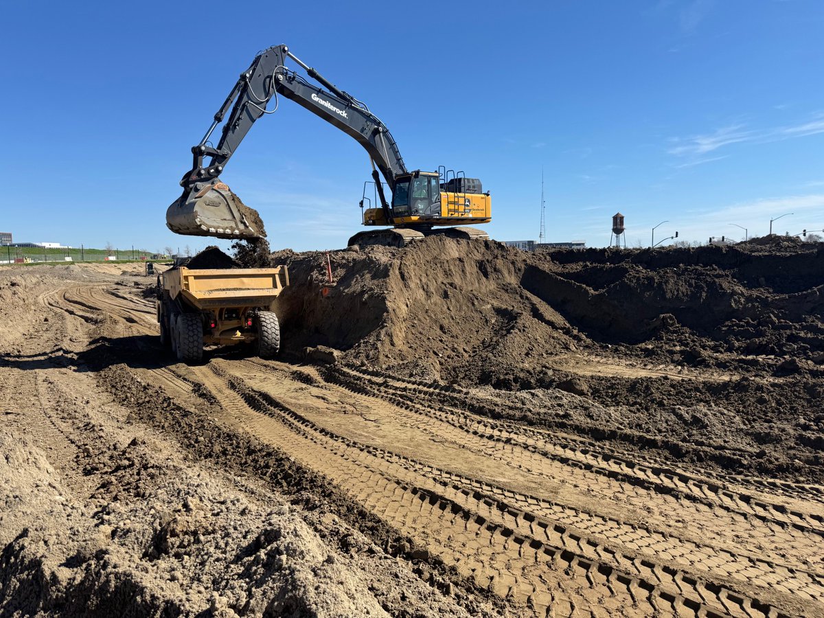graniterockco's tweet image. We never get tired of playing in the dirt🪣🛠️🚧 

#EarthMoving #DirtWork #HeavyEquipment