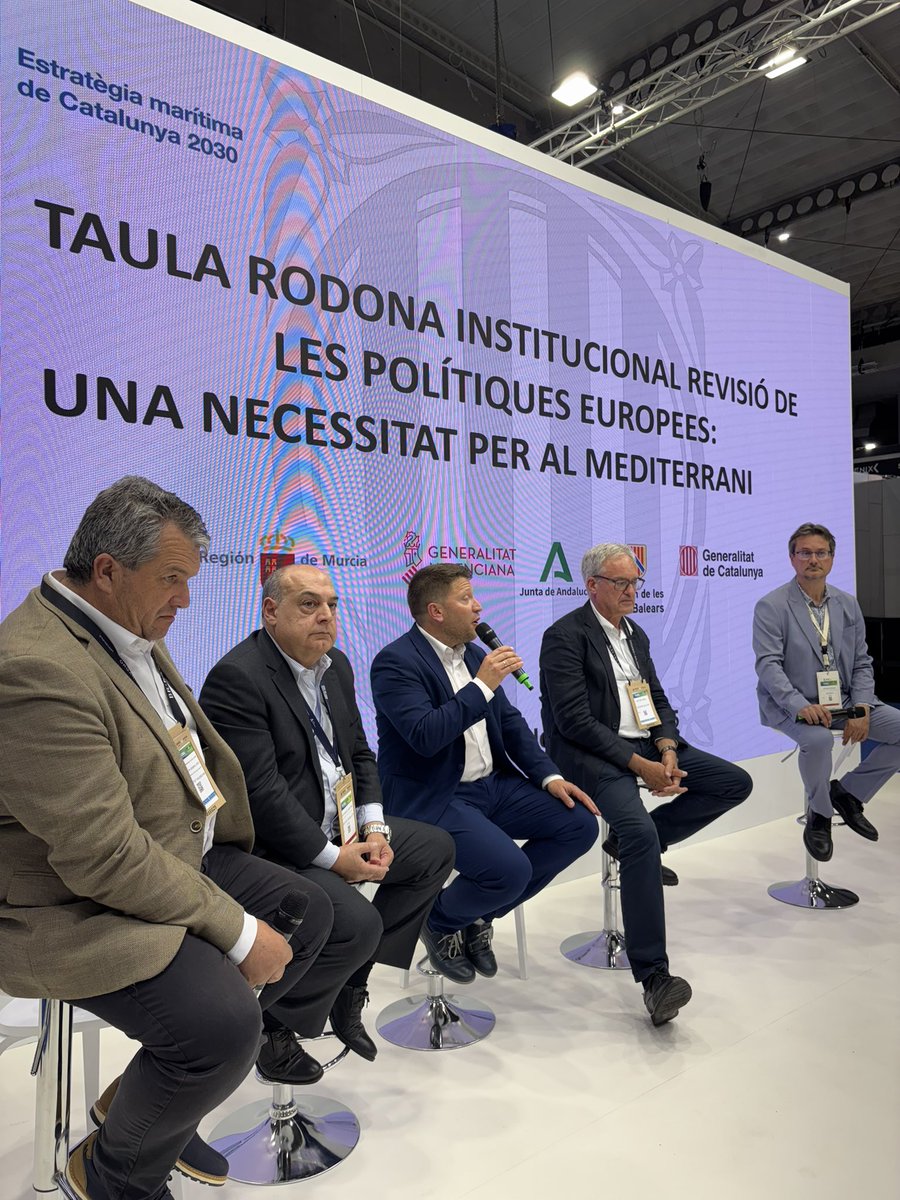 Agricultura (@agriculturacat) on Twitter photo <a href="/segarrq/">Itziar Segarra</a> <a href="/toniabad4/">Toni Abad</a> <a href="/fnccp_/">FNCCP</a> <a href="/ICATMAR1/">ICATMAR</a> <a href="/oscarordeig/">Òscar Ordeig</a> 🤝 Els directors generals de pesca de les comunitats autònomes del Mediterrani espanyol fan front comú per demanar la revisió de les polítiques pesqueres europees.
📍 Ho han fet en una taula rodona des de la fira més important del sector.
#SEG25 <a href="/segarrq/">Itziar Segarra</a> <a href="/toniabad4/">Toni Abad</a> <a href="/fnccp_/">FNCCP</a> <a href="/ICATMAR1/">ICATMAR</a> <a href="/oscarordeig/">Òscar Ordeig</a> 🤝 Els directors generals de pesca de les comunitats autònomes del Mediterrani espanyol fan front comú per demanar la revisió de les polítiques pesqueres europees.
📍 Ho han fet en una taula rodona des de la fira més important del sector.
#SEG25