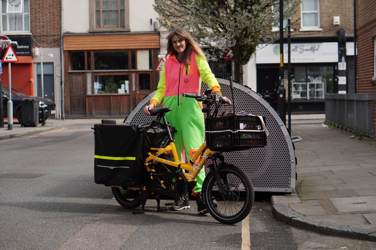 "Cycling just makes life easier."

Charlotte ditched the car, founded Bike Bus Camden &amp; found joy in everyday cycling. But safe routes for mums &amp; kids are still missing. She’s backing #MyRideOurRight for safer streets for all.

✊ cyclinguk.org/my-ride-our-ri…
🤝 Supported by Cycle SOS