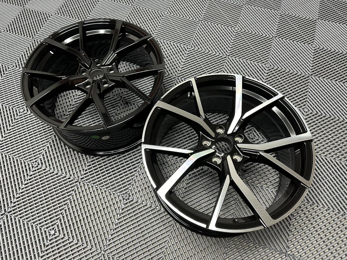 cm_wheels's tweet photo. Now Available! 

19” VW Estoril Style

Fitment;
5x112

Finish;
Gloss Black / Machined
Full Gloss Black

Spec;
19x8 ET42
Available For Worldwide Delivery!📷

#volkswagen #vwwheels #vwgolfr #vwgolf #golfr #newwheels #newalloys https://t.co/Q6ptB2Ob9i