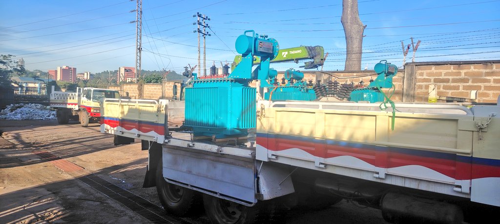 UEDCLSpox's tweet image. #UEDCLSpoxUpdate
Kitemu Tujja...
Kawanda.. Eyamwe yiyo, leero tesula.
#TheBigSwitch
@UEDCLMD @UEDCLTD @nankizaaki