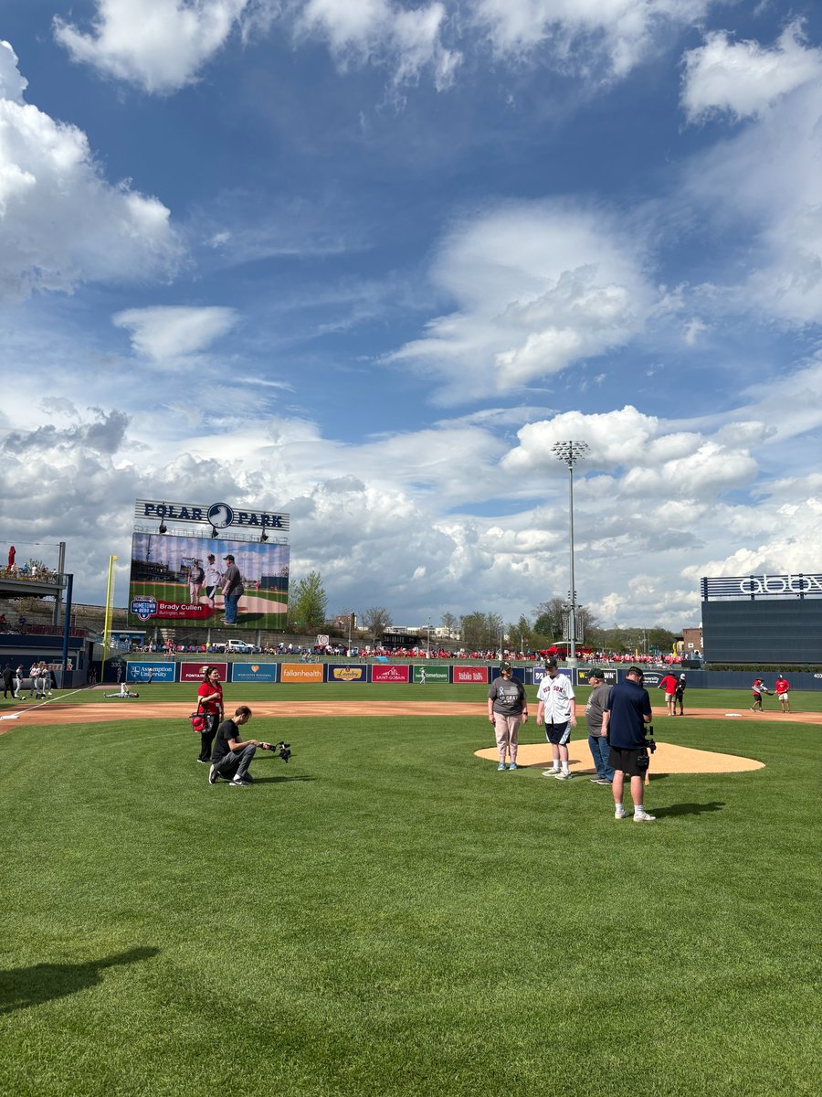 Children’s Brain Tumor Foundation (@cbtf_org) on Twitter photo ⚾ 16-year-old Brady Cullen threw out the first pitch at <a href="/PolarPark/">Polar Park</a> for Brain Tumor Awareness Day!
Huge thanks to <a href="/WooSox/">Worcester Red Sox</a> for helping us honor his strength and story. 💙
#GoGrayInMay #CBTF #MoreThanAStatistic ⚾ 16-year-old Brady Cullen threw out the first pitch at <a href="/PolarPark/">Polar Park</a> for Brain Tumor Awareness Day!
Huge thanks to <a href="/WooSox/">Worcester Red Sox</a> for helping us honor his strength and story. 💙
#GoGrayInMay #CBTF #MoreThanAStatistic