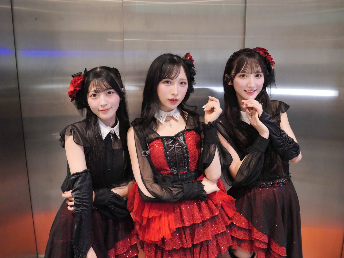 村山彩希卒コン 2公演 ありがとうございました🍎💛🌸 当時何も出来ない