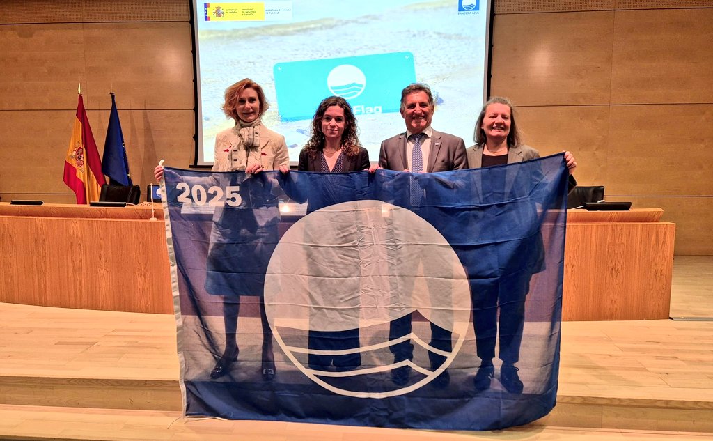 SECRETARÍA DE ESTADO DE TURISMO (@turismoespgob) on Twitter photo La sede de la Secretaría de Estado de Turismo ha acogido hoy la presentación de los resultados de las Banderas Azules 2025 en España, programa coordinado por <a href="/AdeacFEE/">ADEAC - FEE</a> @FEEInt.
Nuestro país sigue liderando el ranking mundial. Consulta de los resultados ➡️ banderaazul.org La sede de la Secretaría de Estado de Turismo ha acogido hoy la presentación de los resultados de las Banderas Azules 2025 en España, programa coordinado por <a href="/AdeacFEE/">ADEAC - FEE</a> @FEEInt.
Nuestro país sigue liderando el ranking mundial. Consulta de los resultados ➡️ banderaazul.org