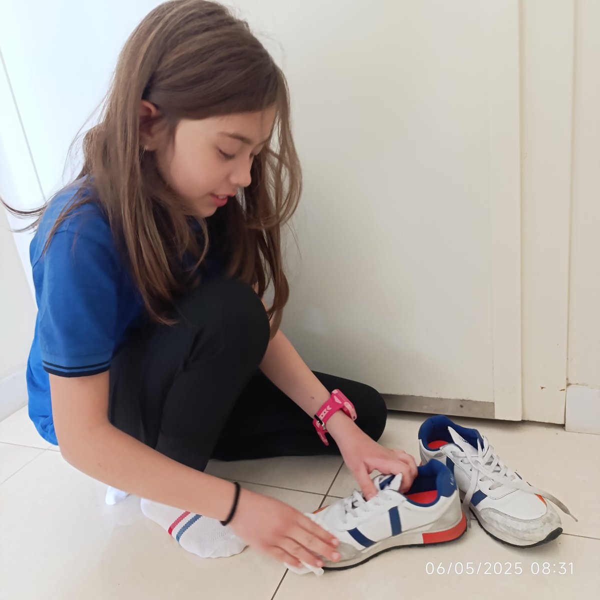 Yaşam Becerileri Projesi kapsamında öğrencilerimiz Mayıs ayında ‘Aile Hayatım’ alanında ‘Ayakkabı Boyama Temel Bilgilerini Öğrenme’ etkinliğini gerçekleştirdiler.
#YaşamBecerileriProjesi 
<a href="/istanbulilmem/">İstanbul İl Millî Eğitim Müdürlüğü</a> <a href="/Beylikduzu_mem/">Beylikdüzü İlçe Millî Eğitim Müdürlüğü</a> <a href="/zekeriyaz/">Zekeriya Postacı</a>