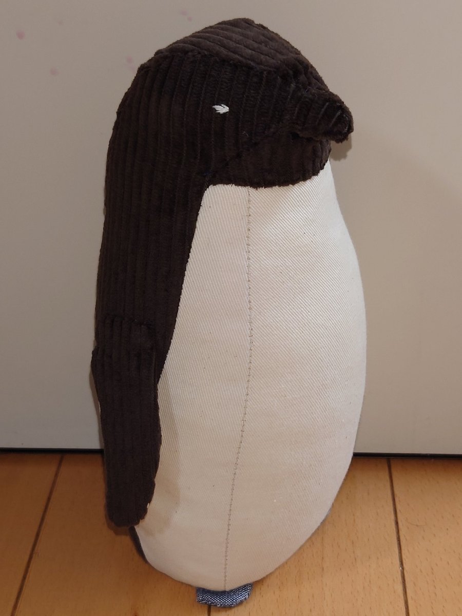 nyom3's tweet image. リモートワークを活用してお昼にペンバザでたくさん買い物しました、アデリーブームです。
nuwasuさんのあでりが欲しかったのですが全然無理だったのでまたの機会に…今日届いた皇帝さんがお会いしたがってるのでお迎えしないと…