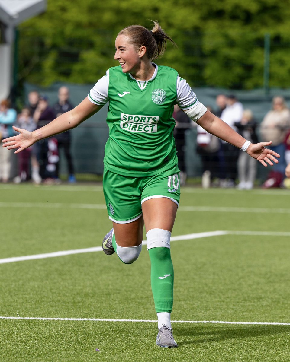 Terrific Derby Day performances from <a href="/LaurenDoranBarr/">LDB</a> and @KathleenMcGove1 earn them both a spot in the SWPL Team of the Week! 👏🥬