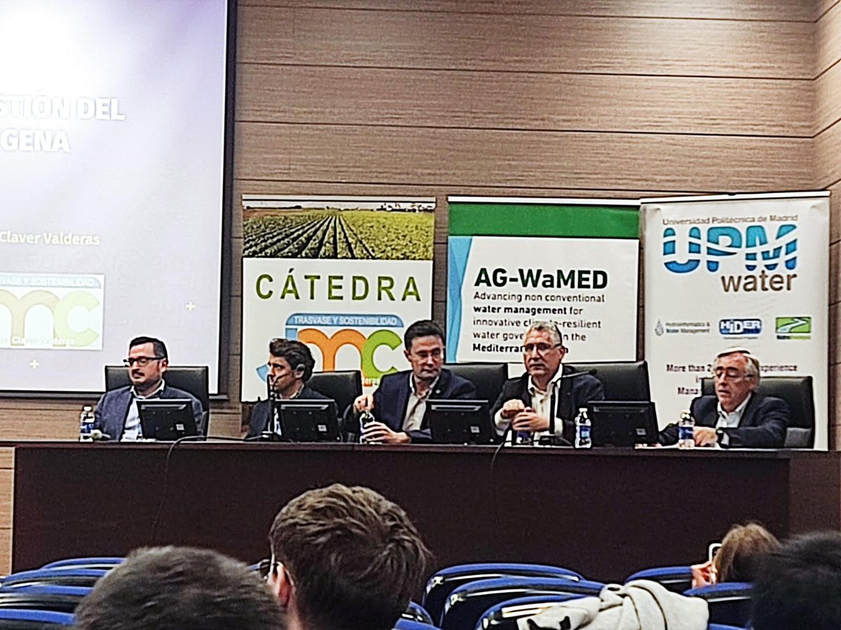 Ayer se celebró la la mesa 'Retos y perspectivas de la gestión del agua en el Campo de Cartagena' 💦🌱

Entre los ponentes, en representación del <a href="/CEBAS_CSIC/">CEBAS-CSIC</a>, participó Francisco Pedrero Salcedo, que aportó su experiencia en la mesa redonda 'Soluciones que ofrece la técnica'