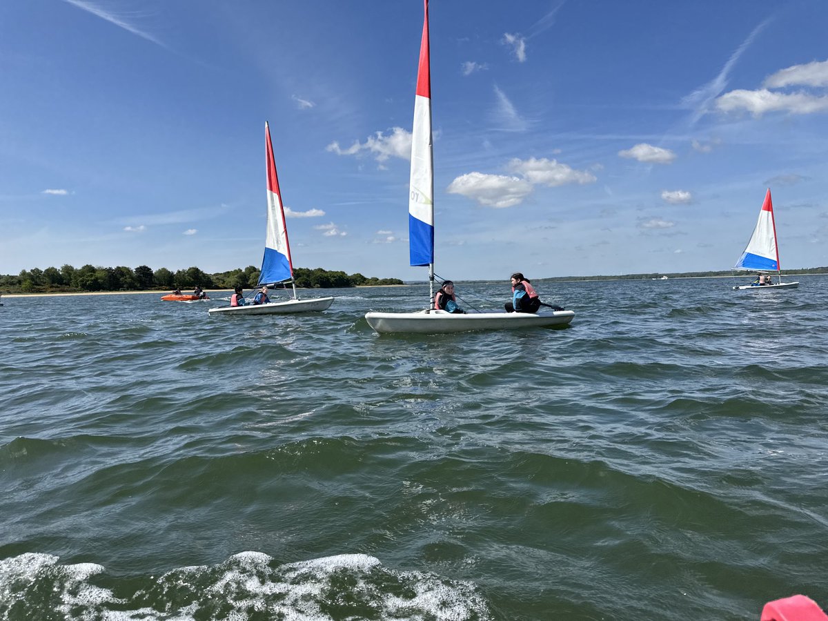 EssendeneLodge's tweet photo. #ignitinginspiration #lifeonthewater https://t.co/jKYVAPCfPy