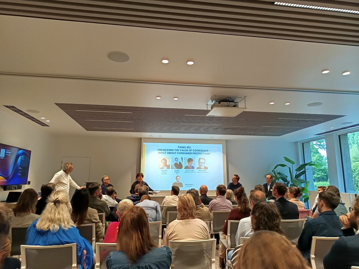 👏 Excellent debate on #trust and #competitiveness at yesterday's Afterwork 5@7 with <a href="/we_are_BAM/">BAM</a>!

Our top 3️⃣ takeaways: 
🔑 Consumer trust remains key
❗ Impact implies #responsibility
➡️ #Collaboration is the way forward

👉 Read more! edaa.eu/bam-afterwork-…