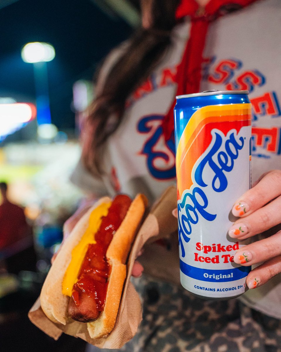 Baseball game essentials. 🌭🍹 @hooptea