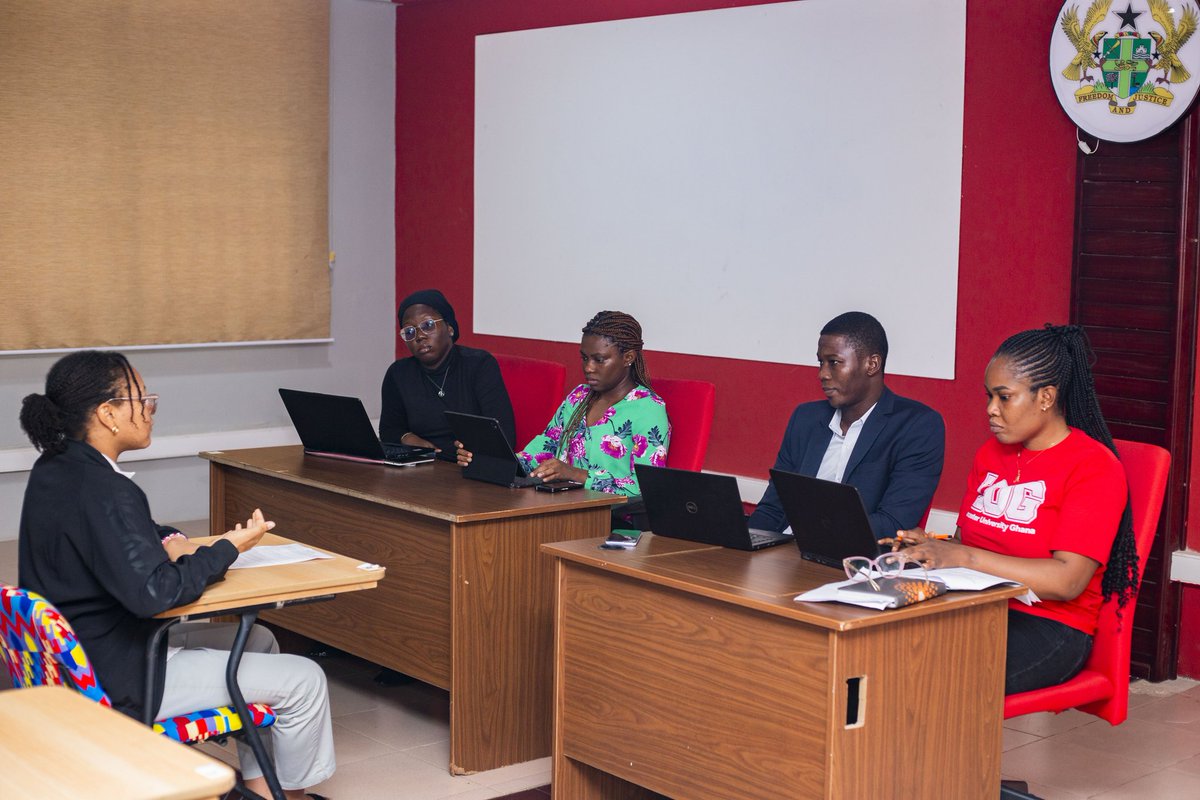 LancasterGhana's tweet image. Just wrapped up a powerful mock interview session for our students!
Real questions. Real feedback. Real confidence.
We’re shaping employable, future-ready graduates.
#LancasterUniversityGhana #CareerReady #MockInterview #StudentSuccess #LifeAfterUni #EmployabilitySkills #lug