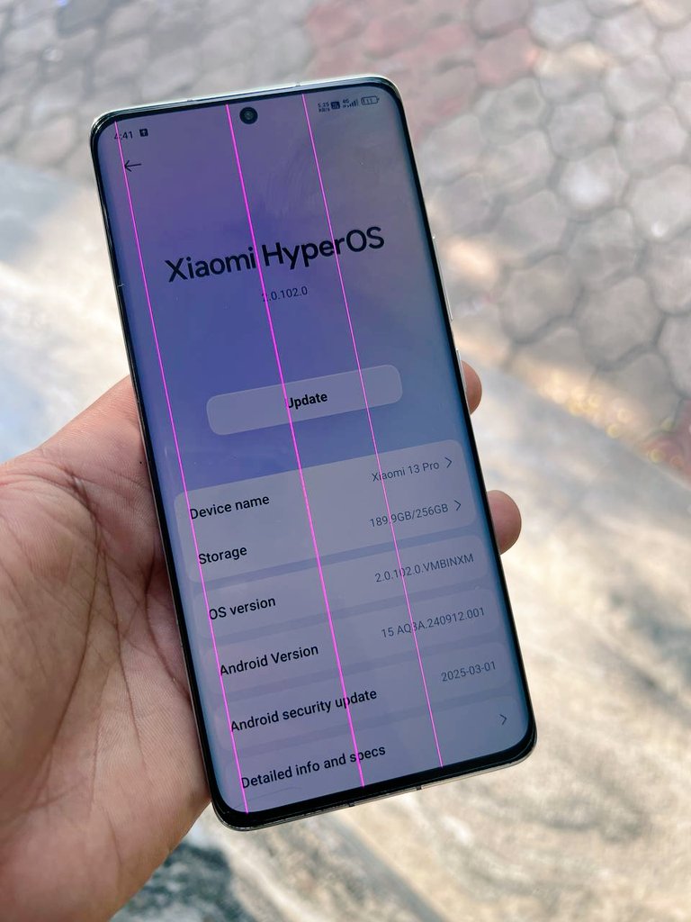 ahinahi1's tweet photo. Spotted the 3rd pink line again for xiaomi13pro after the hyperos2 update verydisappointed service from @XiaomiIndia @XiaomiHyperOS_ to flagship user @MiIndiaSupport please check into this issue @Xiaomi @sandeep9sarma @alvintse @s_anuj @Naik6Ashwin @gautmeluv @Parthac121 @Huilgol https://t.co/Jkf8OAt5aW