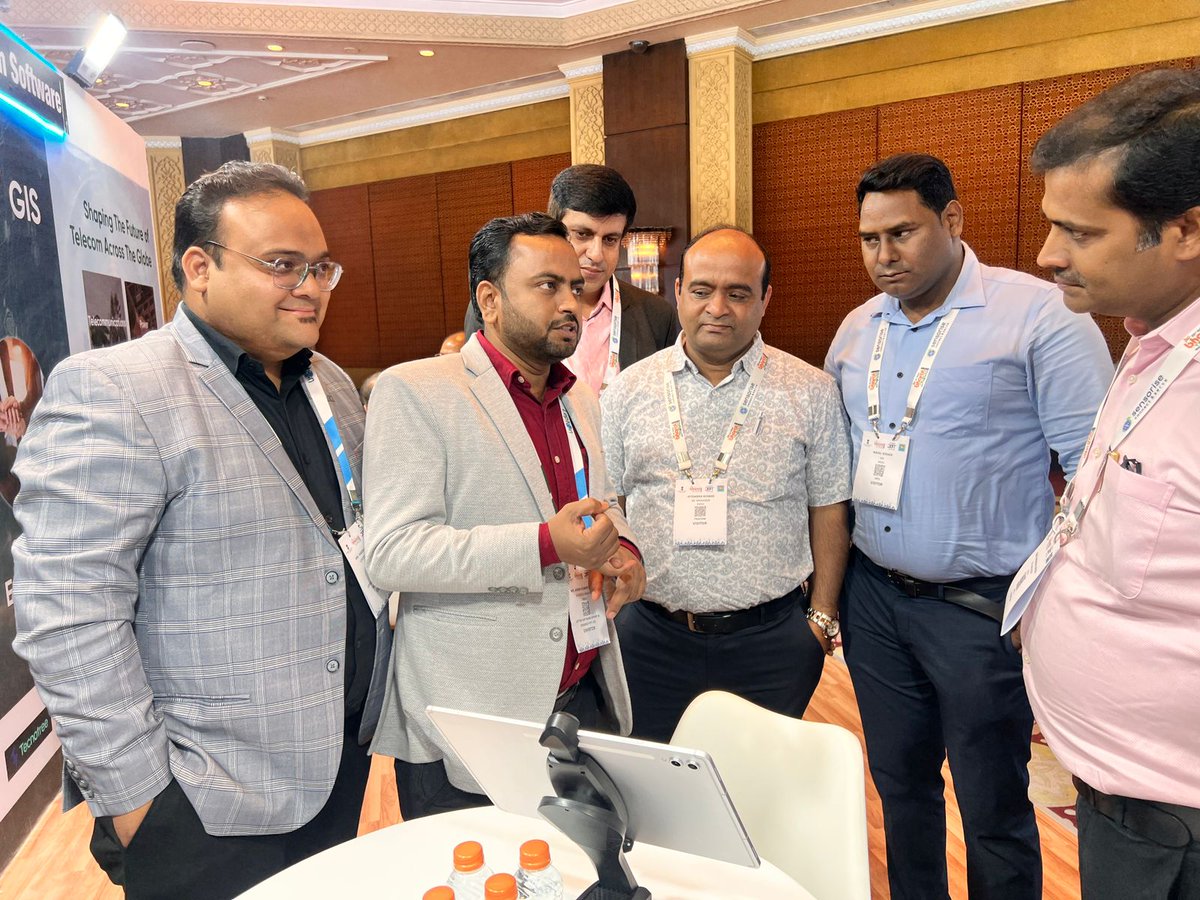 leptonsoftware's tweet image. It’s a wrap! 🌐
From AI-led network design to Digital Twin-based FTTx rollout, #BharatTelecom2025 was a showcase of innovation. Proud moment as our CEO led a powerful panel on broadband for rural growth.
Here’s to driving inclusive, smart connectivity!
#LeptonSoftware