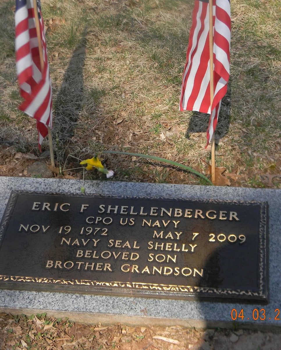 op_hawkeye's tweet photo. 5.7.2009 | Chief Petty Officer Eric Shellenberger πΊπΈ
#OpHawkeyeRemembers #EricShellenberger #USMC #USNavy #SEALTeamONE
π https://t.co/uTdhViEcdA
π https://t.co/7MIXa1ClDI
π° https://t.co/qnUieJhRHB
π° https://t.co/fyo5w4Aiur https://t.co/xlcvCU3cug