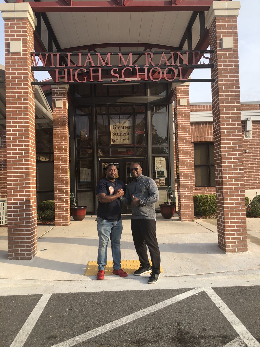 Coach Austin (@atifaustin) on Twitter photo What a great environment Raines HS has lead by Coach Donovan Masline. This school is built for excellence. They have some real Dawgs Hungry for success. Thank you for introducing me to your kids.
#FloridaFirst | #DefendDeland
#GoHatters
<a href="/rainesfootball/">Raines High School Football</a>
<a href="/BIGshadowMIKE/">Coach Mike Jasper</a> What a great environment Raines HS has lead by Coach Donovan Masline. This school is built for excellence. They have some real Dawgs Hungry for success. Thank you for introducing me to your kids.
#FloridaFirst | #DefendDeland
#GoHatters
<a href="/rainesfootball/">Raines High School Football</a>
<a href="/BIGshadowMIKE/">Coach Mike Jasper</a>