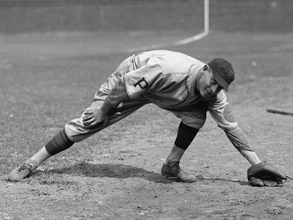 JohnDreker's tweet photo. The only unassisted triple play in Pittsburgh Pirates history was turned 100 years ago today by shortstop Glenn Wright against the St Louis Cardinals. I’m assuming that the Pirates will turn one today, but just like in the 1925 game, they will lose 10-9 https://t.co/RR6qGRslNi